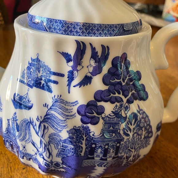 1 Cuthbertson 20 oz Blue Willow Tea Pot - Picture 12 of 13